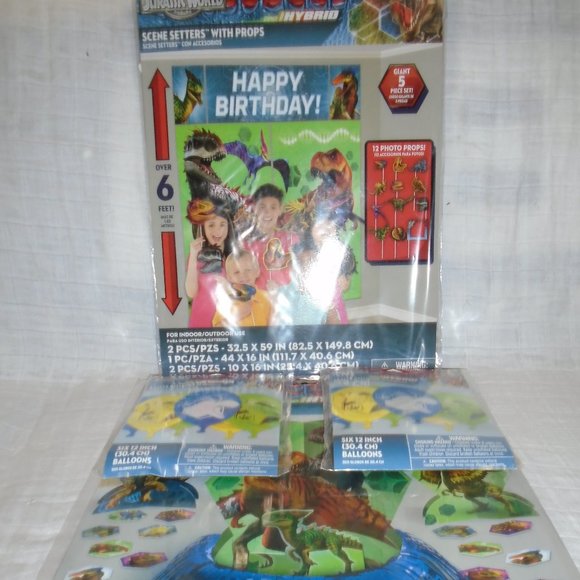 Jurassic World Scene Setters with props Table Decorating Kit 12 Latex Balloons - Picture 5 of 5